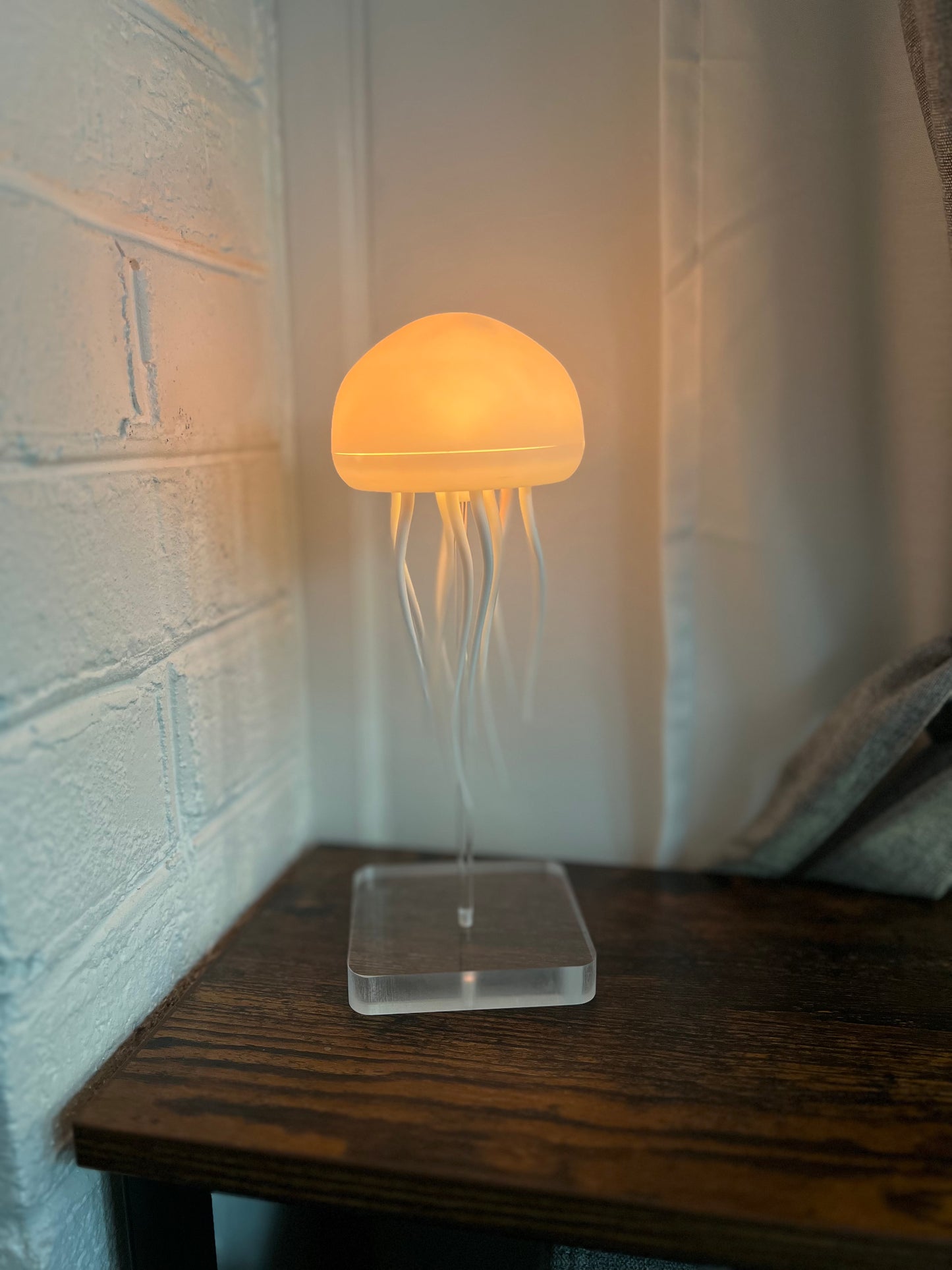 Smart Jellyfish Lamp - Enchanting Ocean Ambiance for Your Space