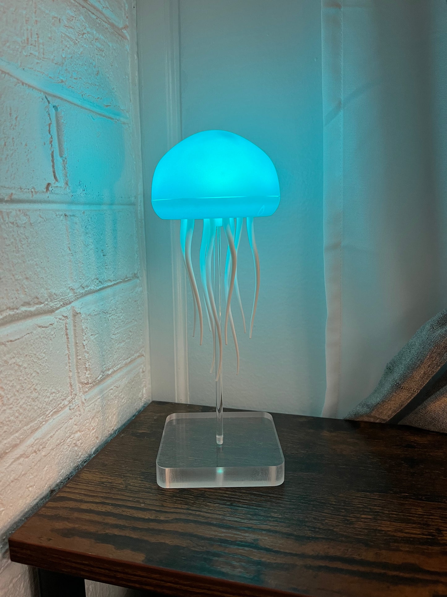 Smart Jellyfish Lamp - Enchanting Ocean Ambiance for Your Space